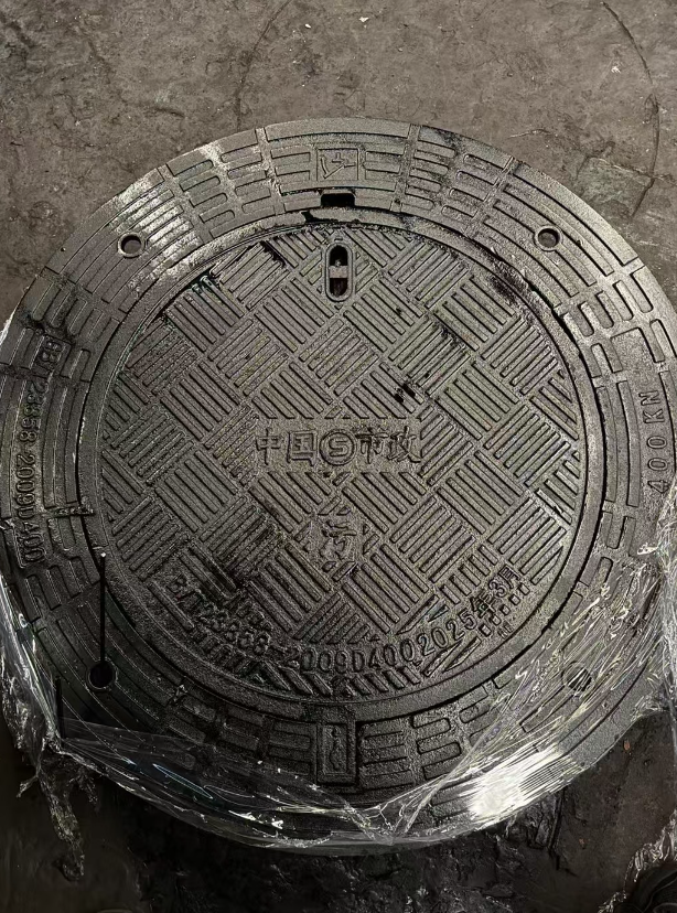 文登球墨铸铁防沉降井盖展示